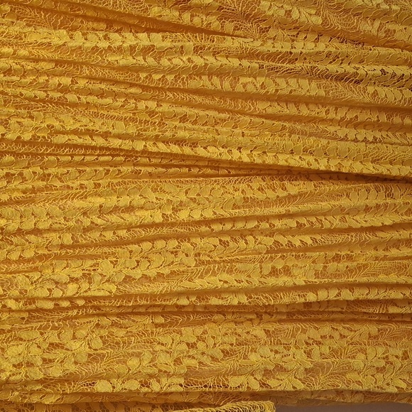 Jenn Yellow Lace Dress - Picture 5 of 8